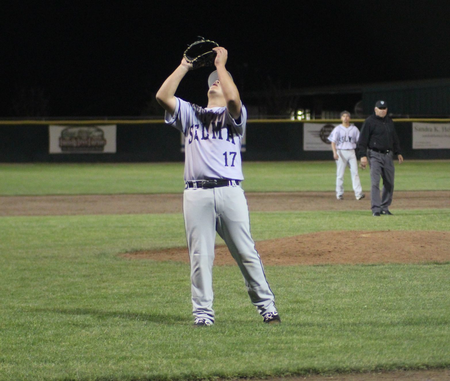 Kingsburg tops Selma